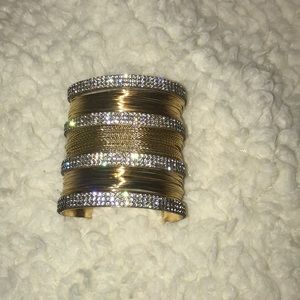 🔥High Fashion crystal cuff bracelet🔥🔥🔥🔥